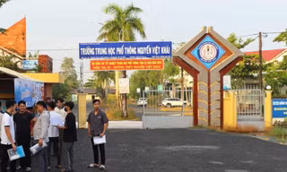 Cà Mau cho các trường công thu 6 khoản tiền ngoài học phí