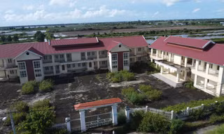 Trường mới tinh nhưng không có học sinh: Lãng phí hàng chục tỷ đồng