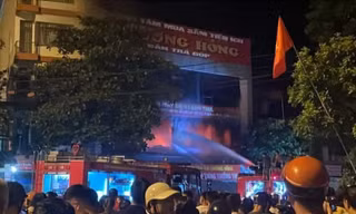 Hiện trường đám cháy. Ảnh: Huyền Trang.