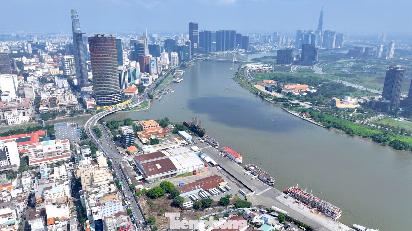 tp-cang-khanh-hoi.jpg