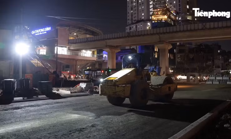 Hà Nội xuyên đêm thi công đường Vành đai 2,5 kịp thông xe vào ngày 10/10